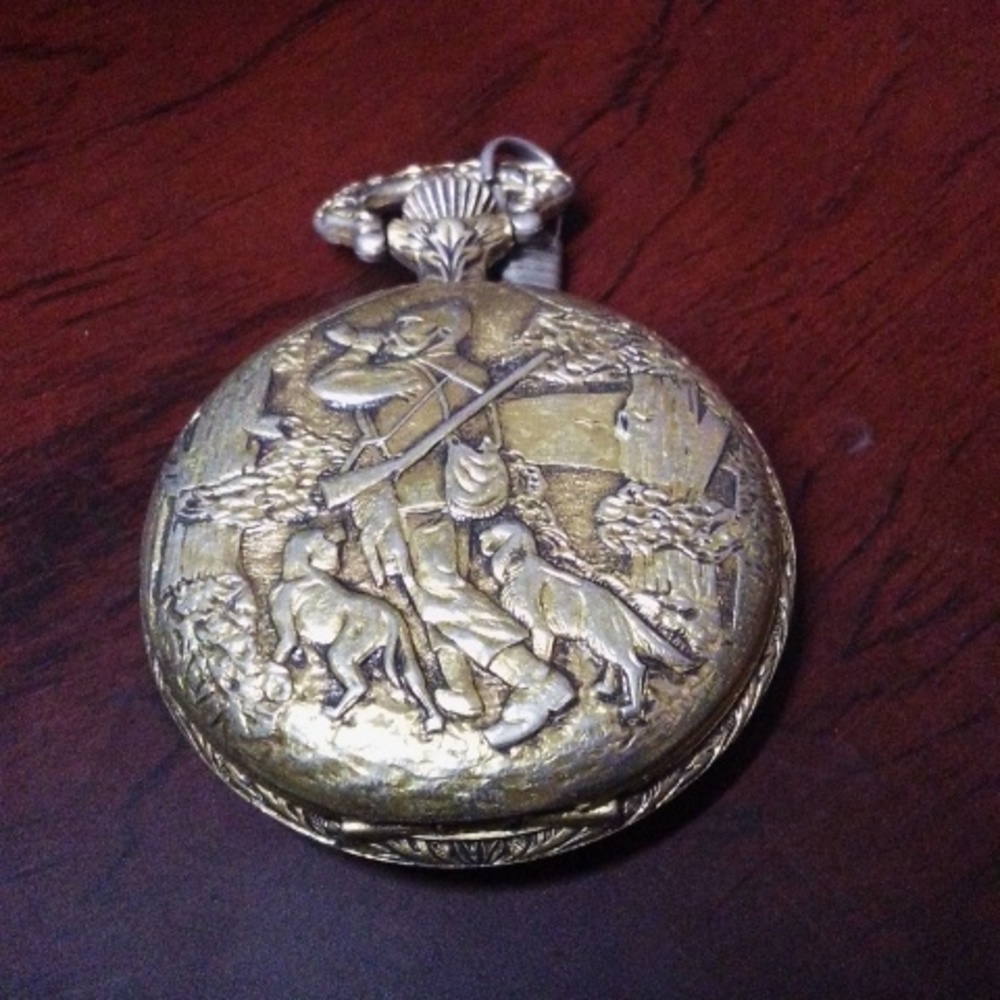 Pocket watch gold with hunter on front